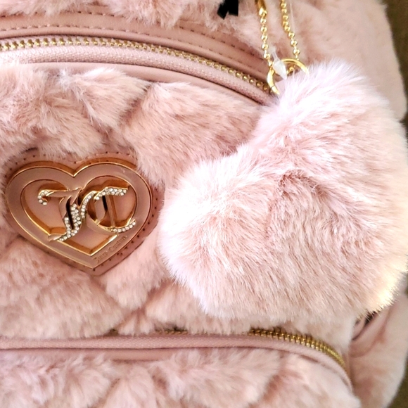 ๐๐๐๏ธ๐ ๐JUICY COUTURE ๐ "LET'S GET COZY BACKPACK ๐ - Picture 3 of 13